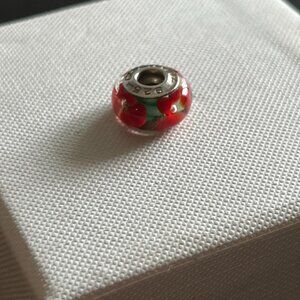 Chamilia Jewelry Poinsettia Murano Glass Charm